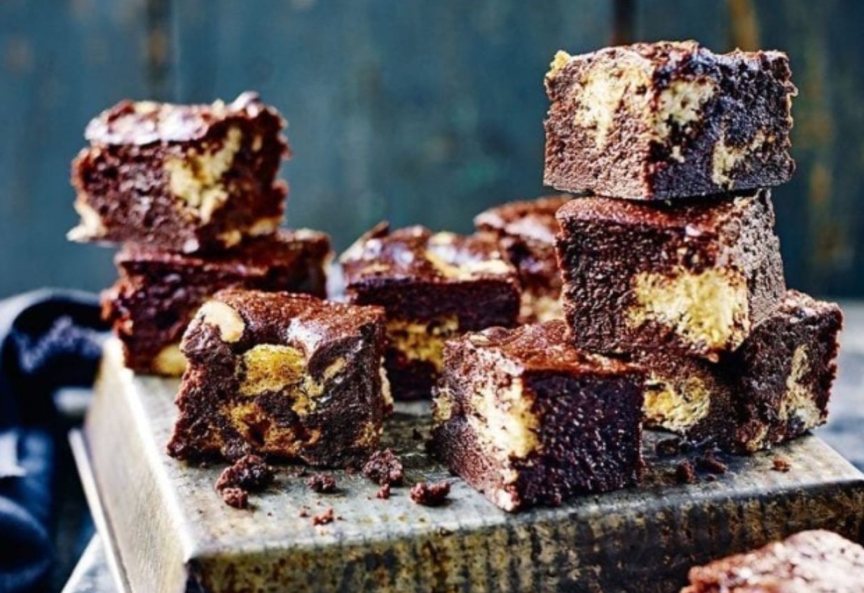 Hot Cross Bun Brownies